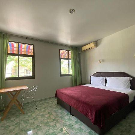 The Sandy House Khaolak Khao Lak Bagian luar foto